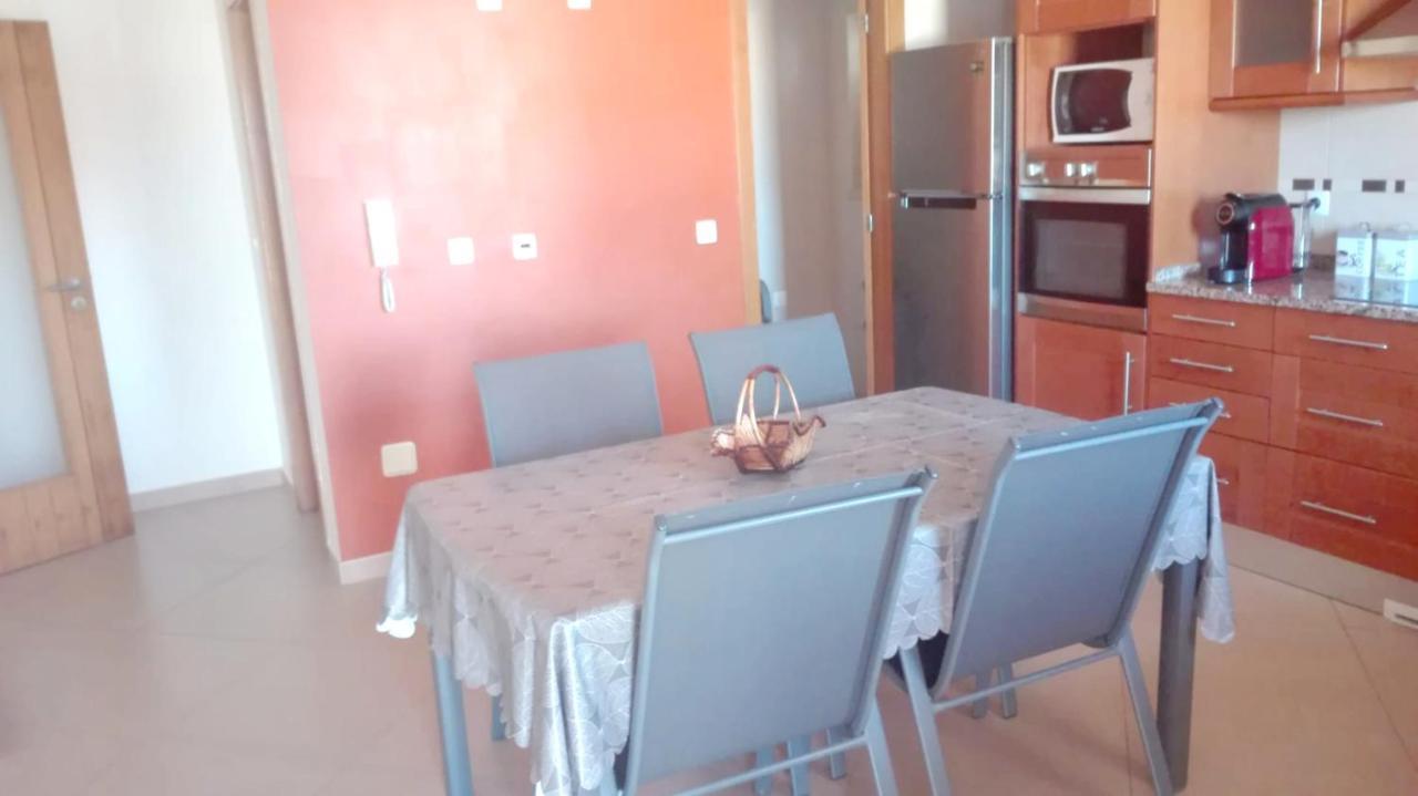 Spacious House In Aldeia Dos Pinheiros With Pool أزيتاوْ المظهر الخارجي الصورة