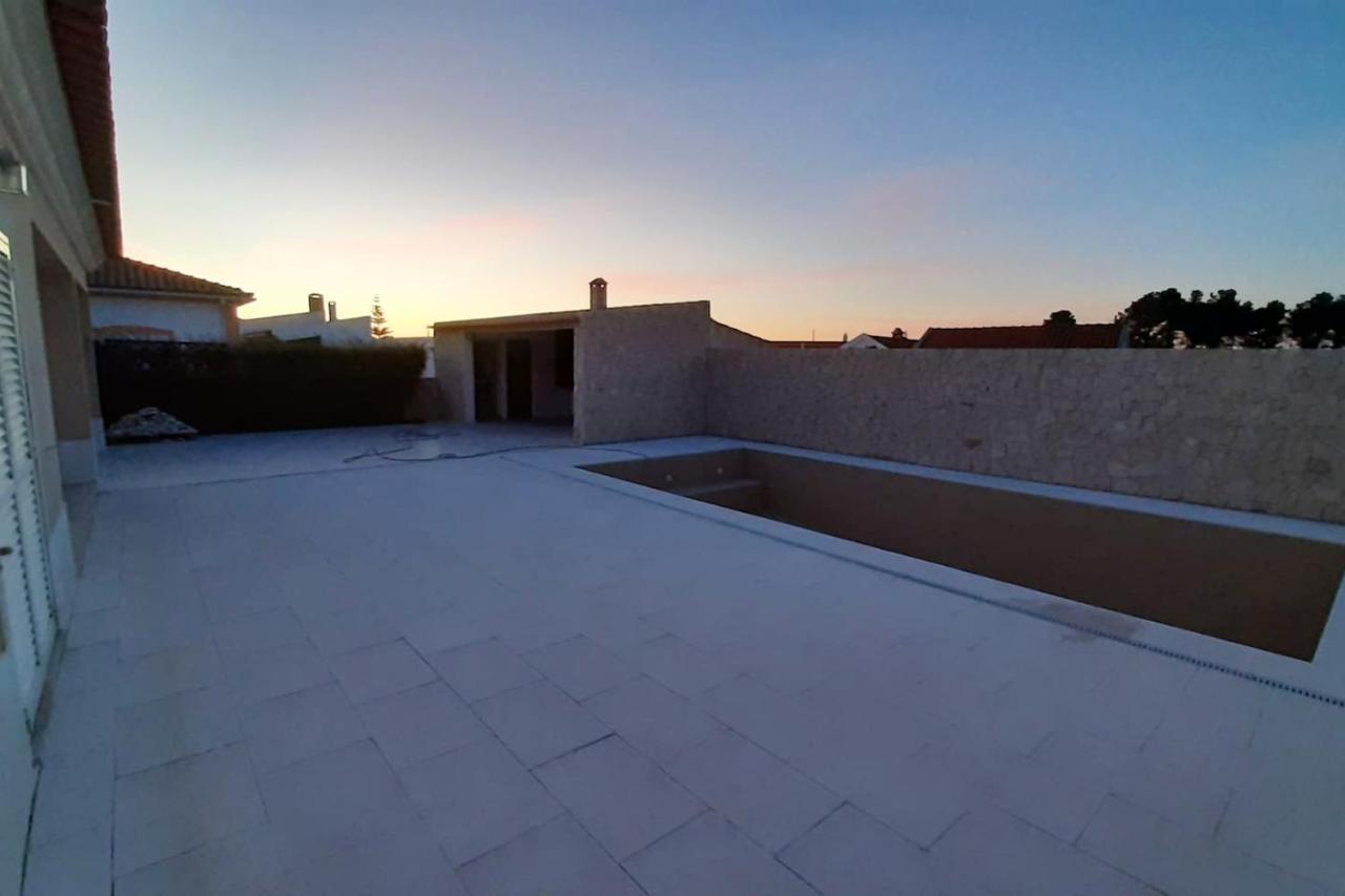 Spacious House In Aldeia Dos Pinheiros With Pool أزيتاوْ المظهر الخارجي الصورة
