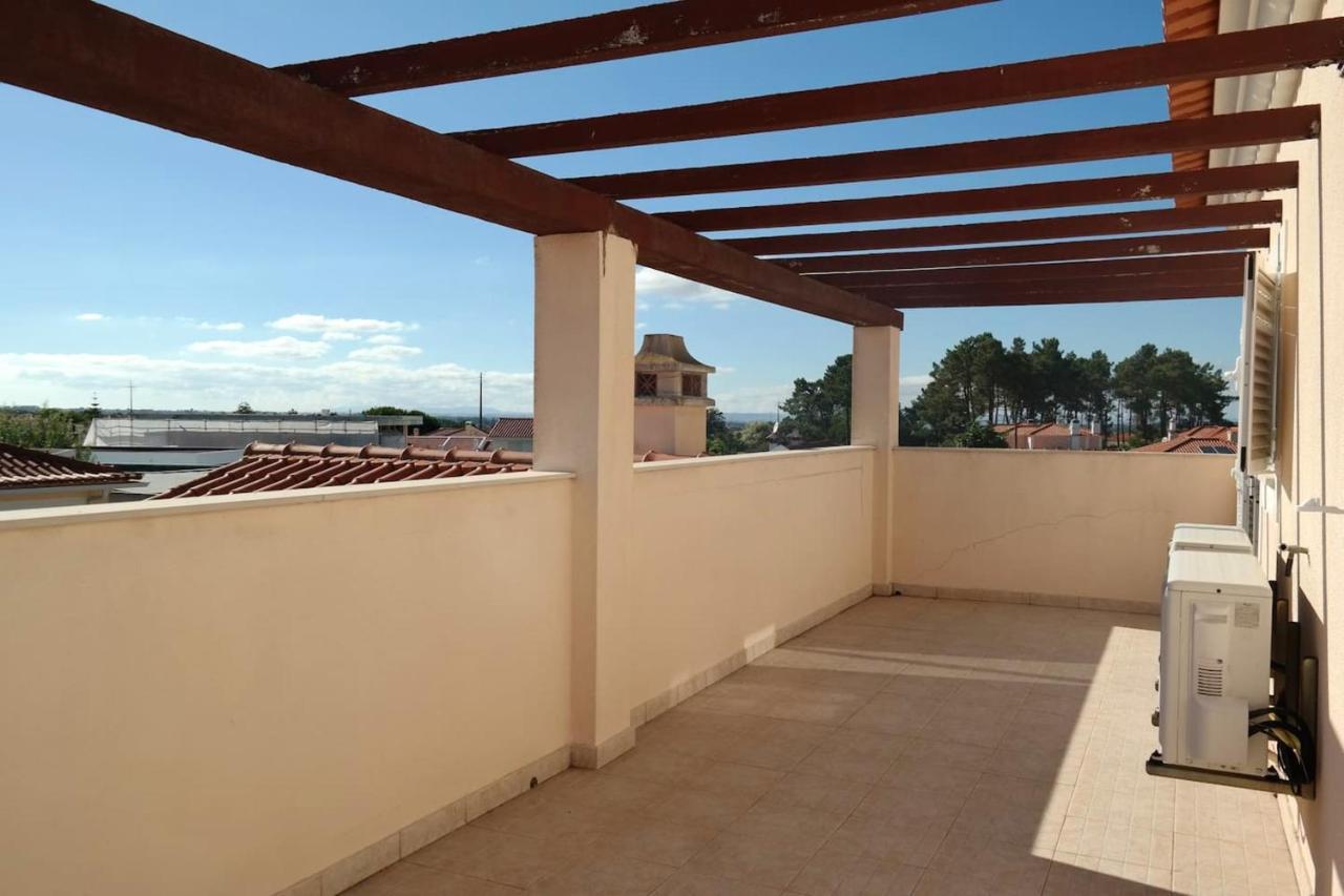 Spacious House In Aldeia Dos Pinheiros With Pool أزيتاوْ المظهر الخارجي الصورة