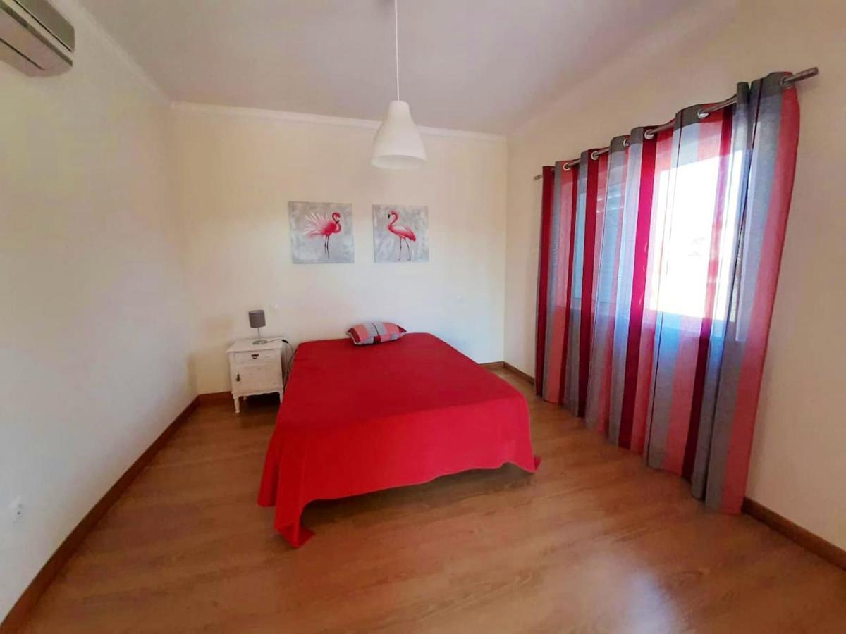 Spacious House In Aldeia Dos Pinheiros With Pool أزيتاوْ المظهر الخارجي الصورة